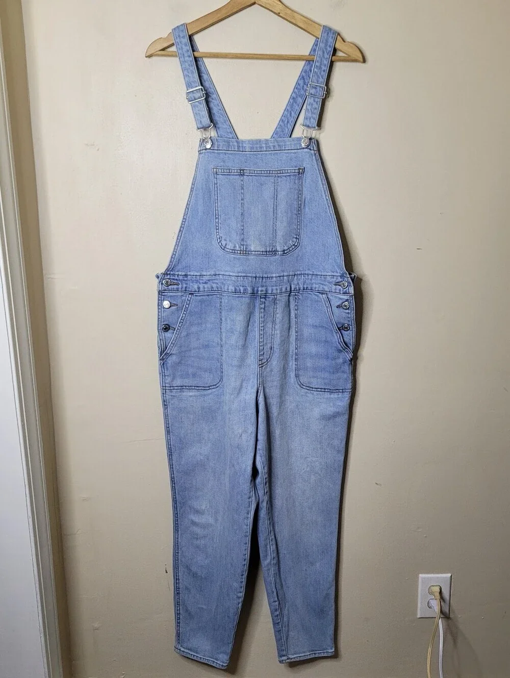 Old Navy O.G. Straight Leg Jean Overalls - Picture 3 of 9